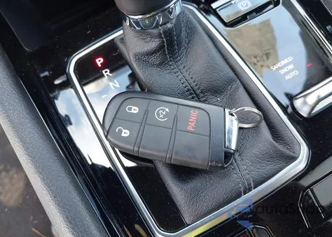 2025 Jeep Compass Limited 4X4 from USA, damaged, VIN 3C4NJDCN8ST555673